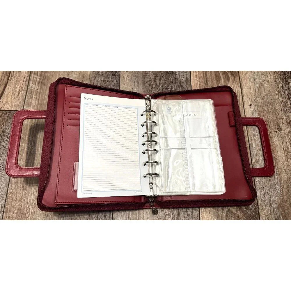 Franklin Covey 365 Faux Leather 7 Ring Classic Planner Retractable Handles